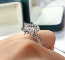 Load image into Gallery viewer, SOPHISTICATED- Moissanite 925 Sterling Silver Engagement Ring
