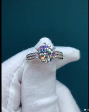 Load image into Gallery viewer, SOPHISTICATED- Moissanite 925 Sterling Silver Engagement Ring