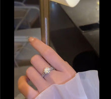 Load image into Gallery viewer, SOPHISTICATED- Moissanite 925 Sterling Silver Engagement Ring