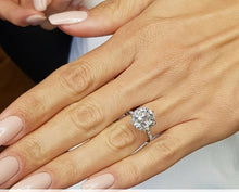 Load image into Gallery viewer, THE TIMELESS- Round Moissanite- Silver
