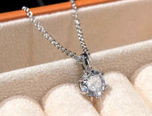 Cargar imagen en el visor de la galería, Starlight-Round Zircon Pendant
