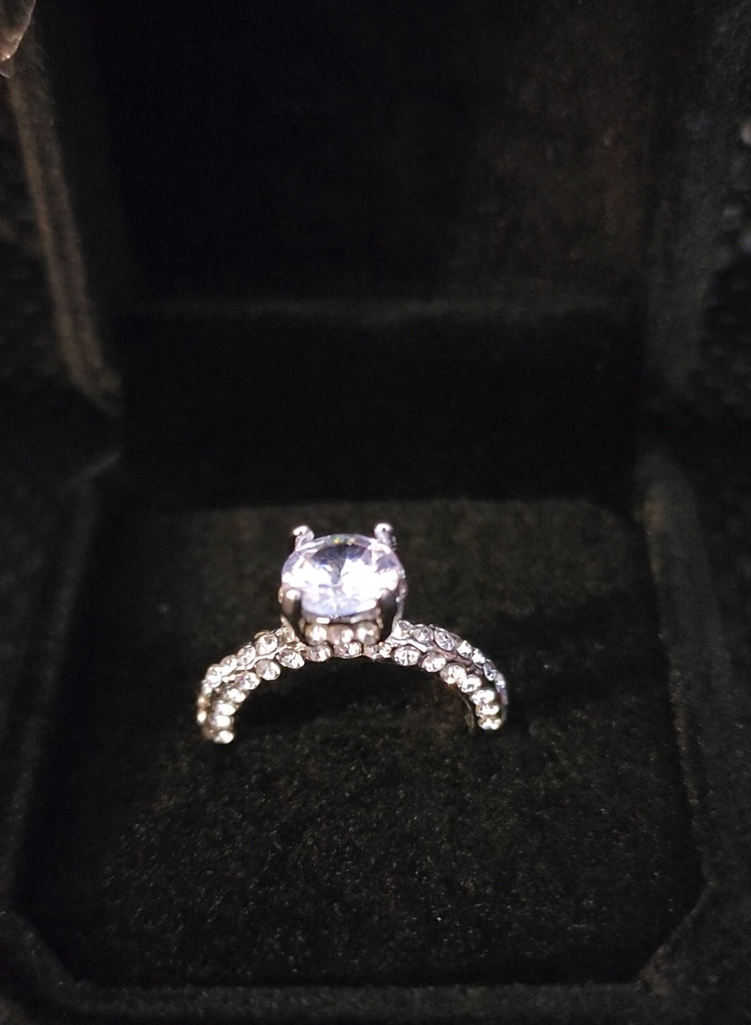 THE IMPRESSIONABLE-Solitaire Zircon With Pave Accents