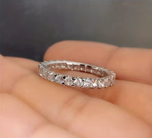 Load image into Gallery viewer, Winning Circle- Round Zircon/ Silver Plated
