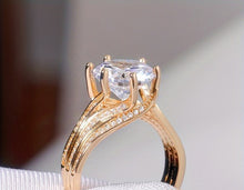 Load image into Gallery viewer, THE JENNIFER- Zircon, Gold Plated
