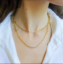 Cargar imagen en el visor de la galería, STACKED In Clips- Stainless Steel Paper Clip Necklace
