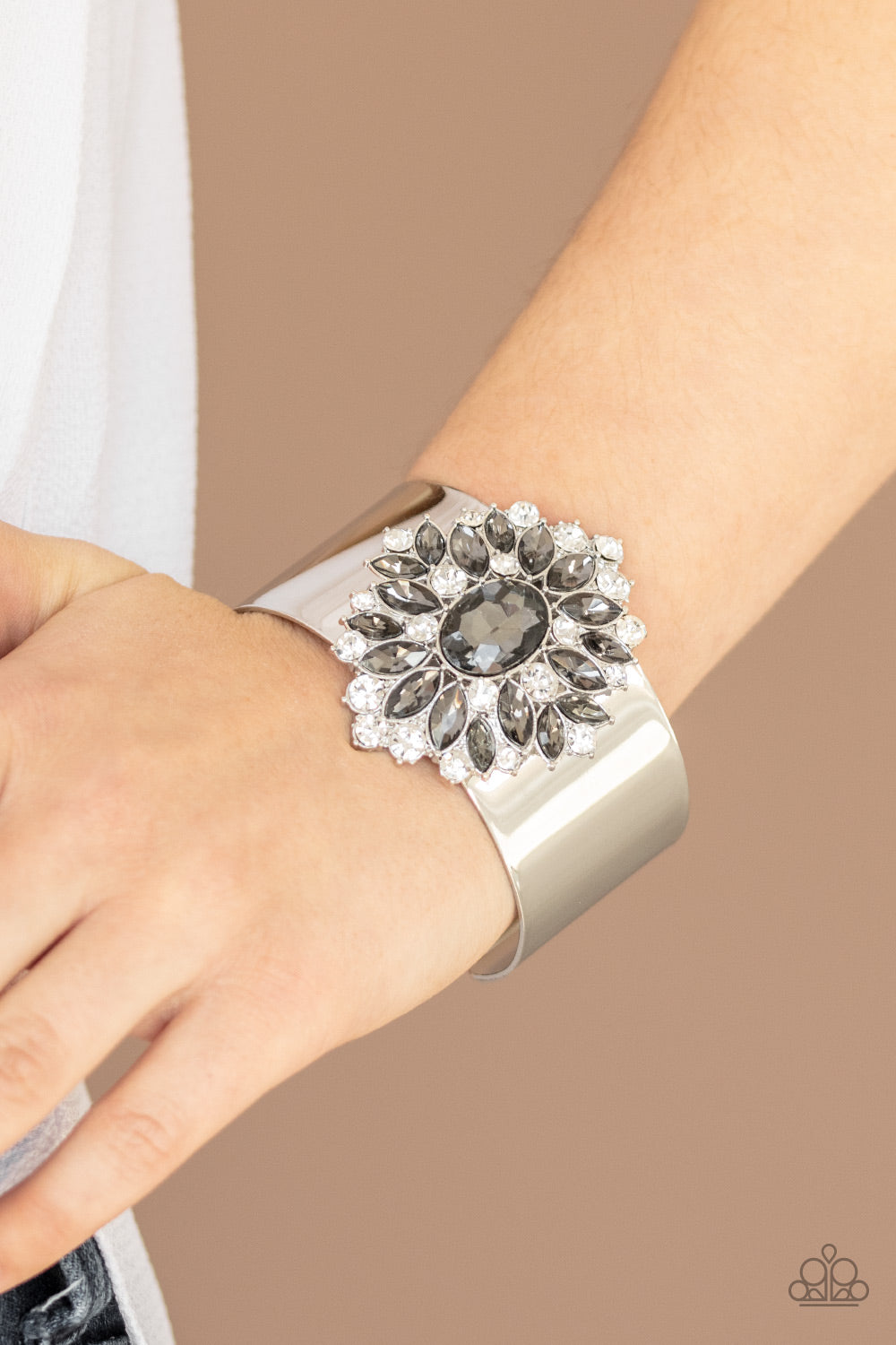 The Fashionmonger- Silver (Bling) Cuff