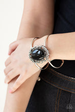 Cargar imagen en el visor de la galería, Vibrantly Vibrant- Black Cuff
