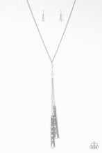 Cargar imagen en el visor de la galería, Tassel Takeover- White/ Silver Necklace And Earrings
