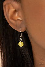 Cargar imagen en el visor de la galería, Warmhearted Glow- Yellow Necklace And Earrings
